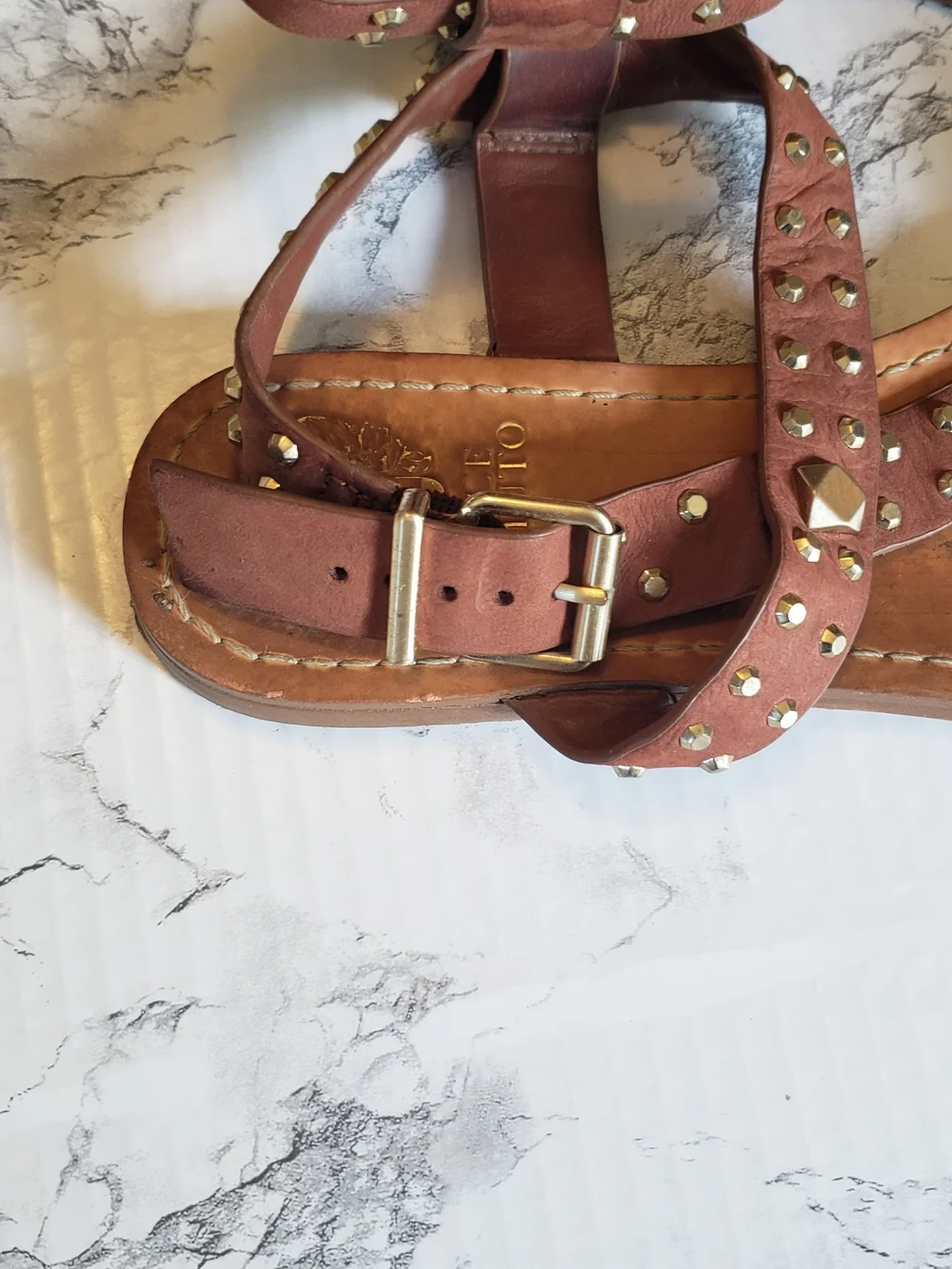Vince Camuto Brown Studded T-Strap Sandals. Toe To Heal Measures 10.5 Inches. - Picture 4 of 5